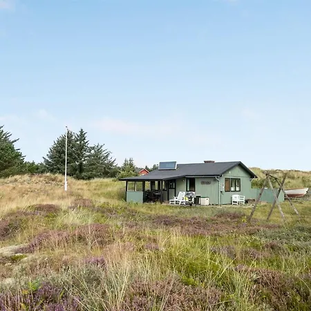 Vamika - 400m To The Fjord By Interhome *