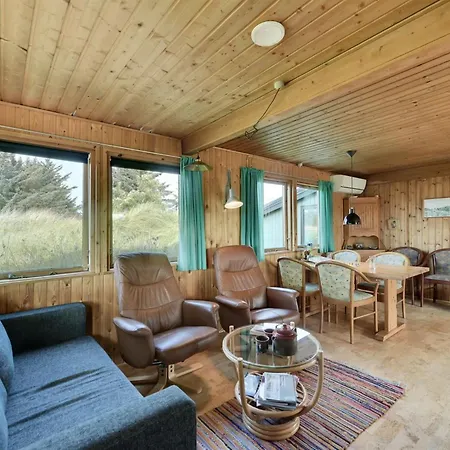 Vamika - 400m To The Fjord By Interhome Feriehus Havrvig
