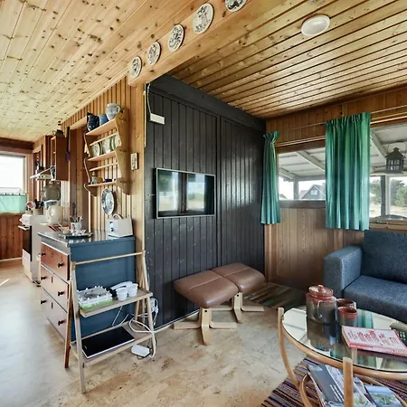 Vamika - 400m To The Fjord By Interhome Havrvig