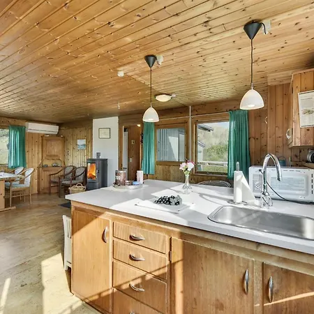Vamika - 400m To The Fjord By Interhome *
